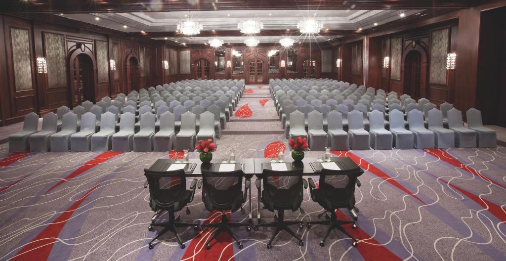 Konferenční prostory v ubytování Mövenpick Hotel & Apartments Bur Dubai