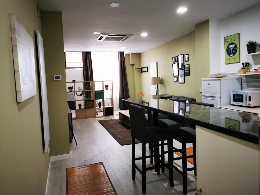 Kuchyň nebo kuchyňský kout v ubytování Your comfy stay in the Center of Madrid