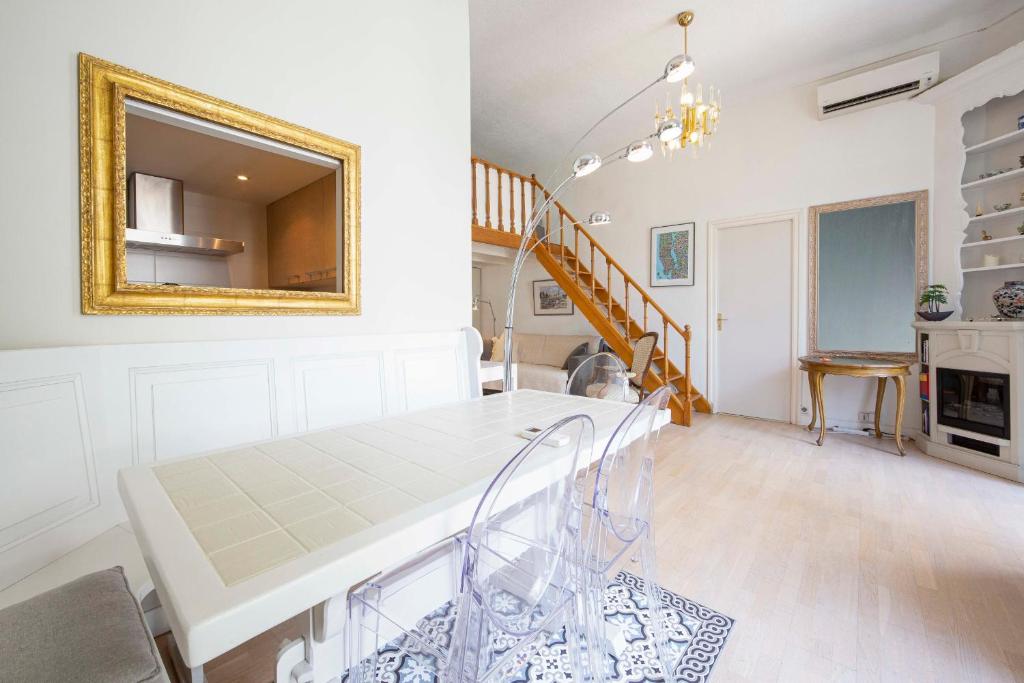 1 bedroom apartment with 1 mezzanine top location in the heart of Cannes - Apartment