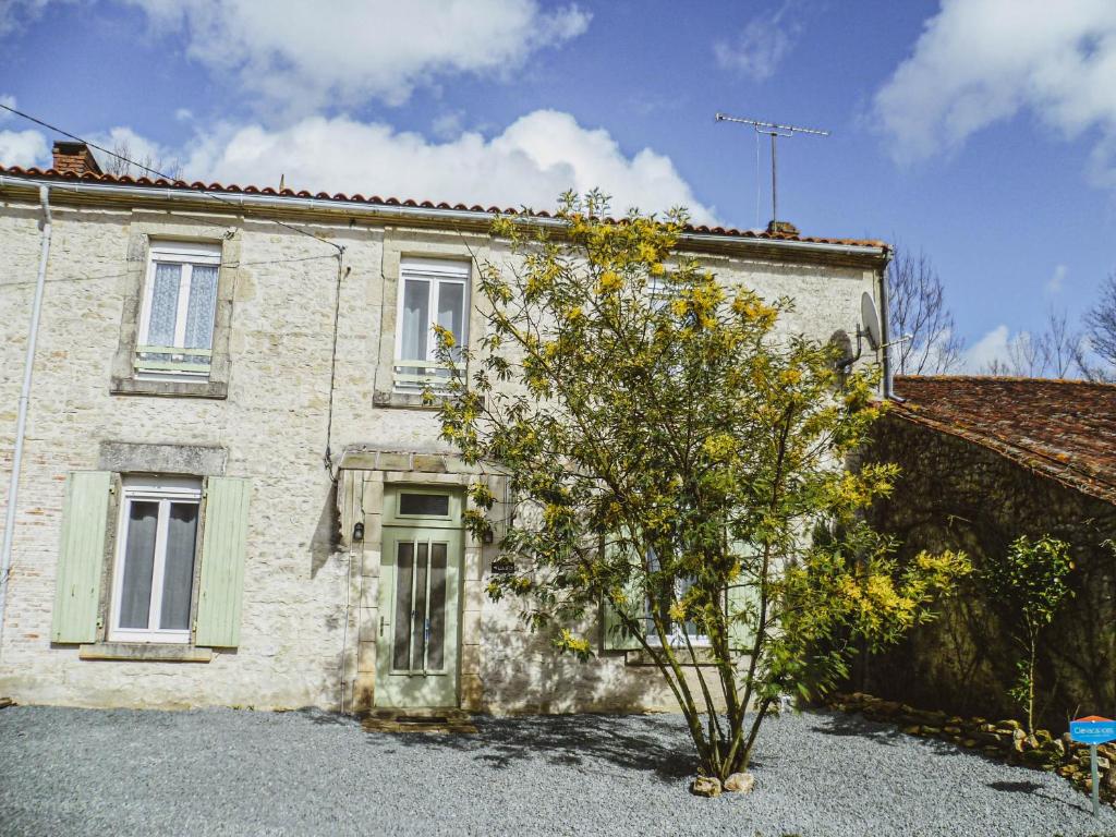 LA LAUJÈRE IVIE - Gîte & Piscine privative - Housity