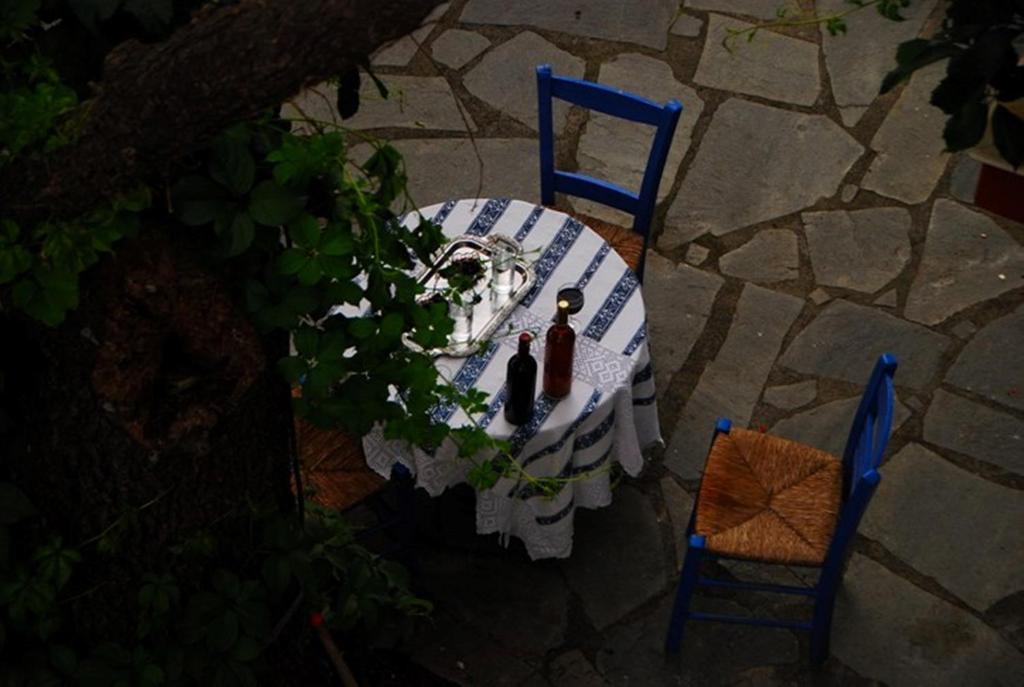 Fotografie z fotogalerie ubytování Atzanou Rooms v destinaci Kamariotissa
