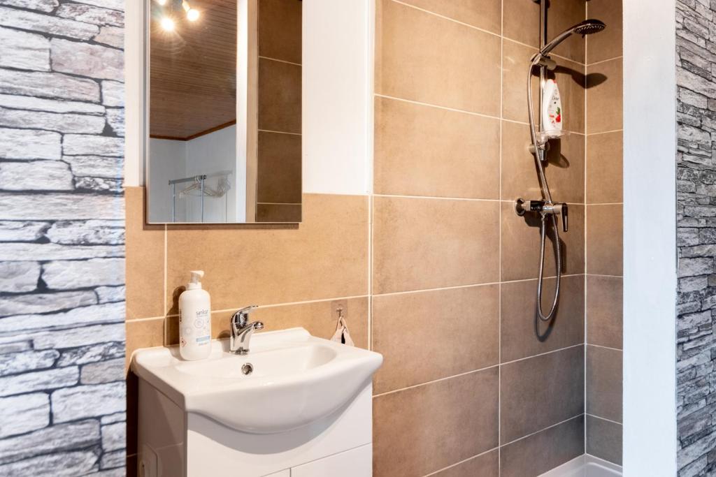 Koupelna v ubytování Homestay Gent-Merelbeke self check-in service