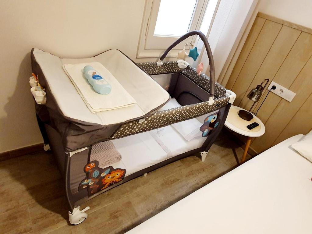 Postel nebo postele na pokoji v ubytování Palamós Apartament Superior Garoina