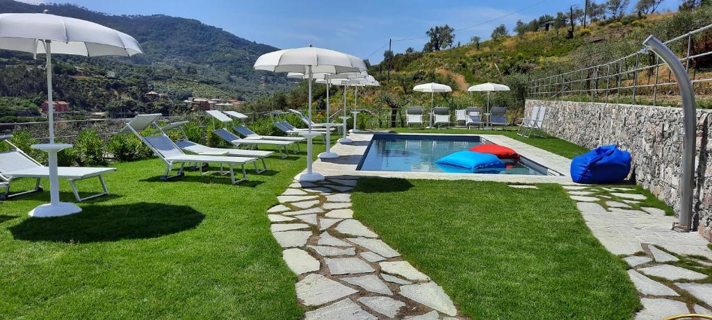 Bazén v ubytování ARIA Design B&B Levanto nebo v jeho okolí