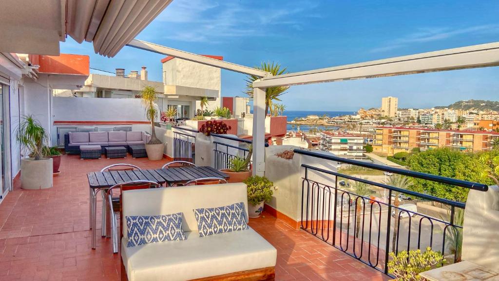 Balkón nebo terasa v ubytování Spectacular penthouse 100m from beach