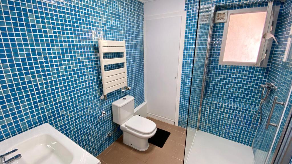 Koupelna v ubytování Spectacular penthouse 100m from beach
