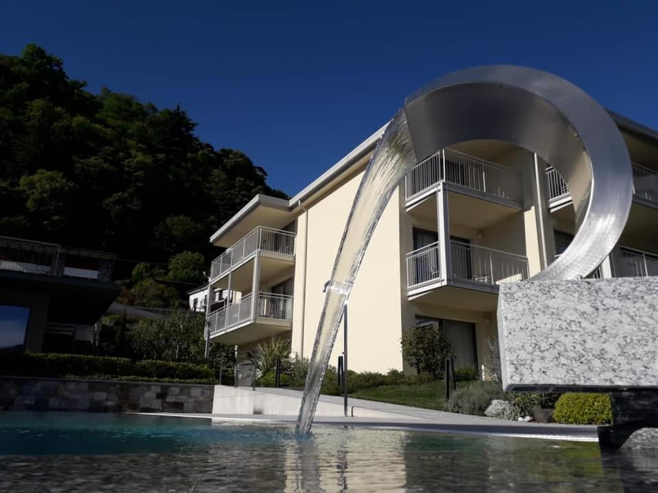 Bazén v ubytování Hotel Domaso nebo v jeho okolí