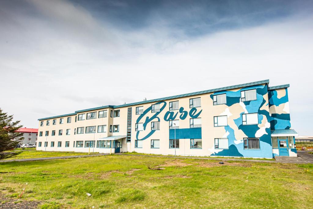 Base Hotel Apartments by Keflavik airport, Ytri-Njarðvík, Iceland -  Booking.com