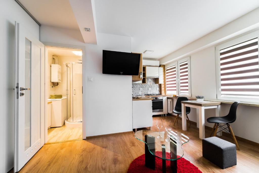 Kuchyňa alebo kuchynka v ubytovaní Apartament Paderewskiego 20A