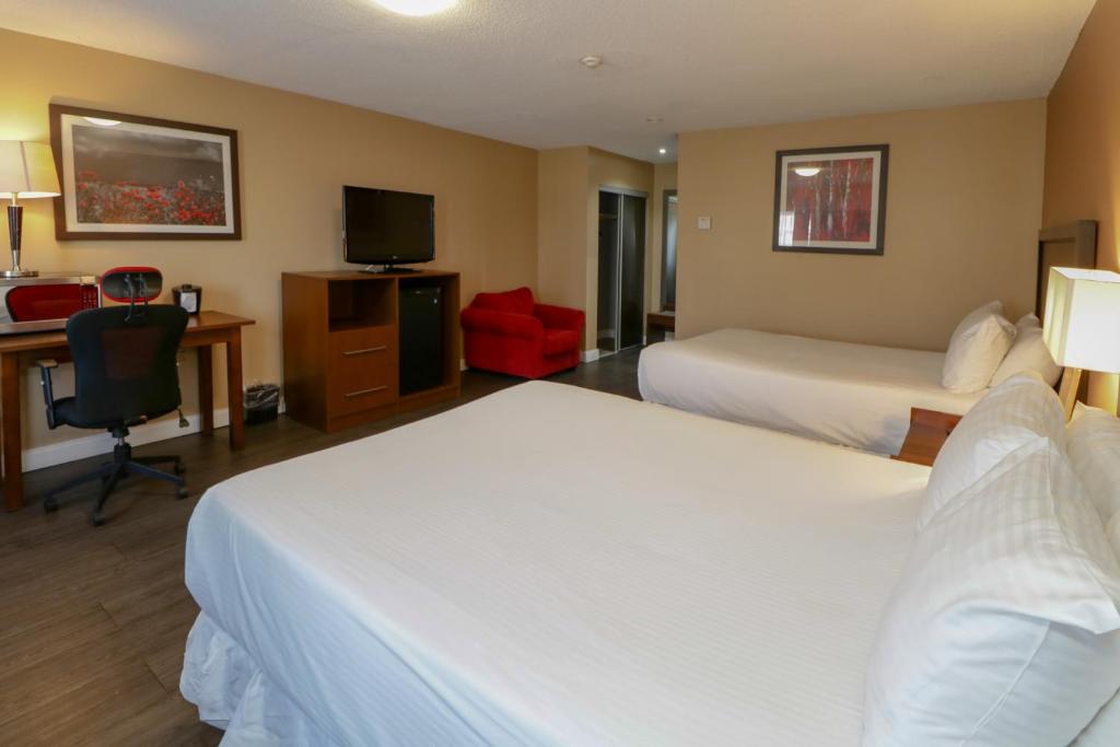 Ramada by Wyndham Jackson's Point - Lake Side Queen Room Met Twee Queensize Bedden - Niet -roken
