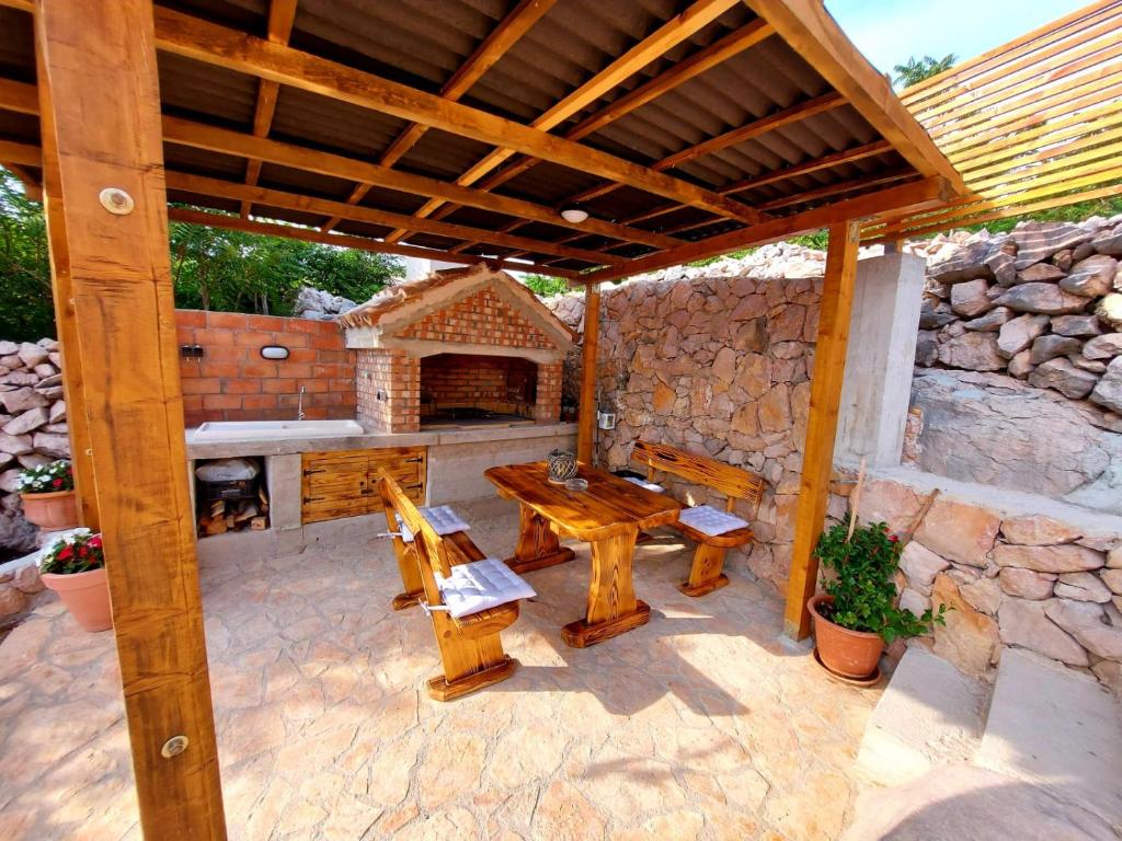 Patio nebo venkovní prostory v ubytování Holiday House Pag