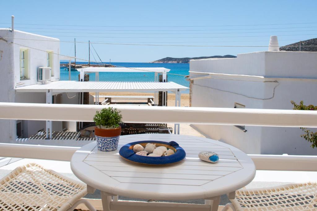 Miles Away Sifnos - Beachfront House - Three-Bedroom House