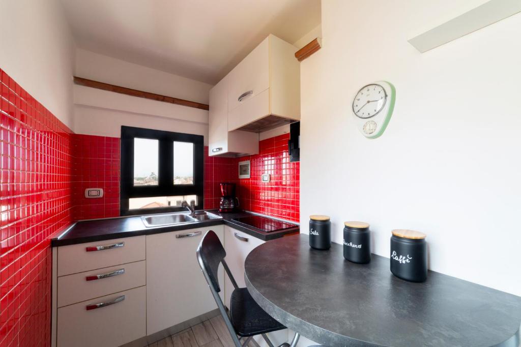 A kitchen or kitchenette at Attic Central with a superb city view