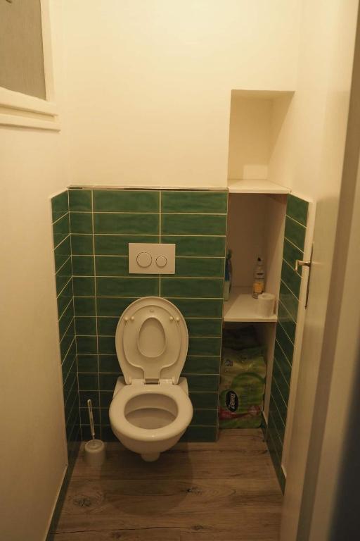 Koupelna v ubytování Rodinný apartmán v centru Prahy
