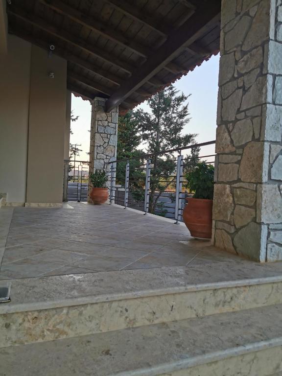 Balkón alebo terasa v ubytovaní Βίλα Αμαλία Ναύπλιο