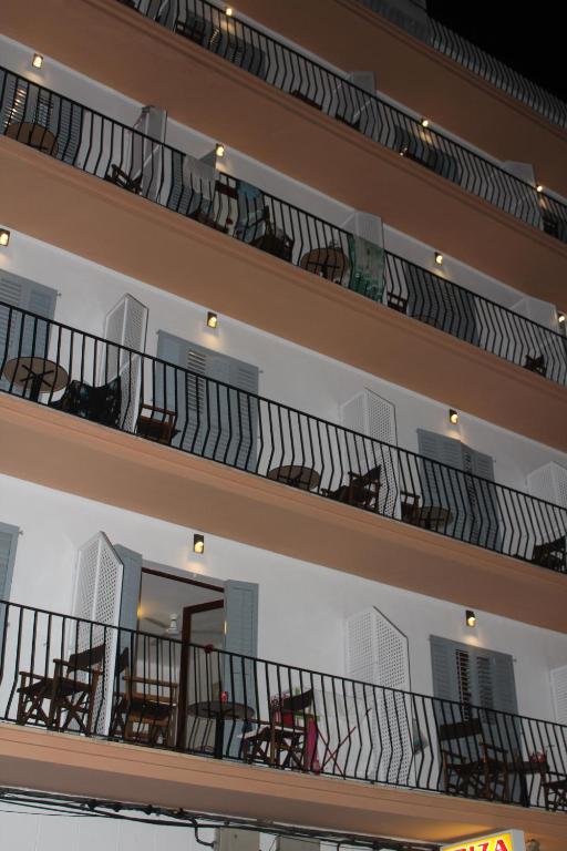 Hostal Las Nieves, Ibiza Town – Updated 2023 Prices