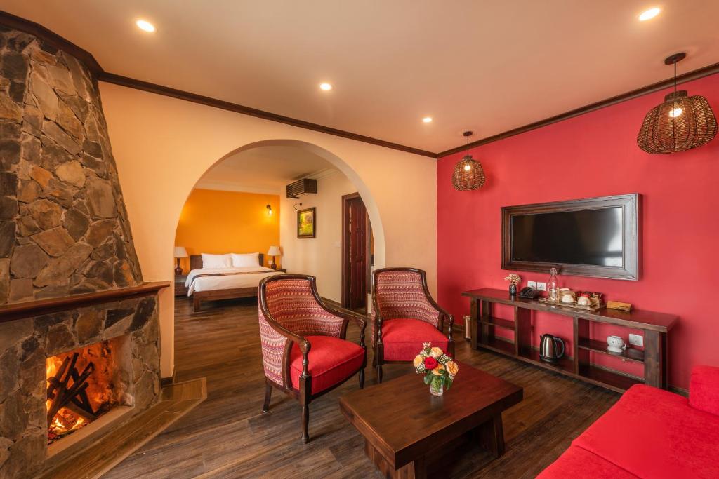 Cat Cat Galerie d’Art - 1