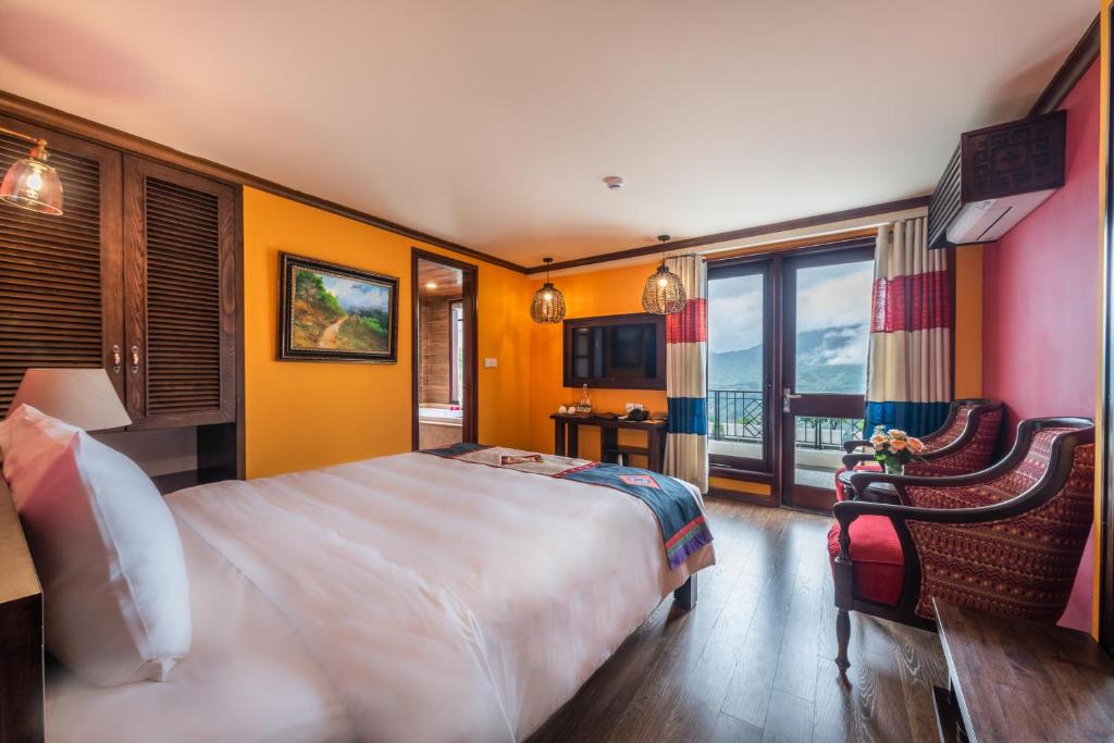 Cat Cat Galerie d’Art - 14