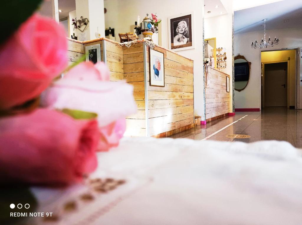 Hotel Garisenda B&B - in Centro a Riccione - - Resim 39