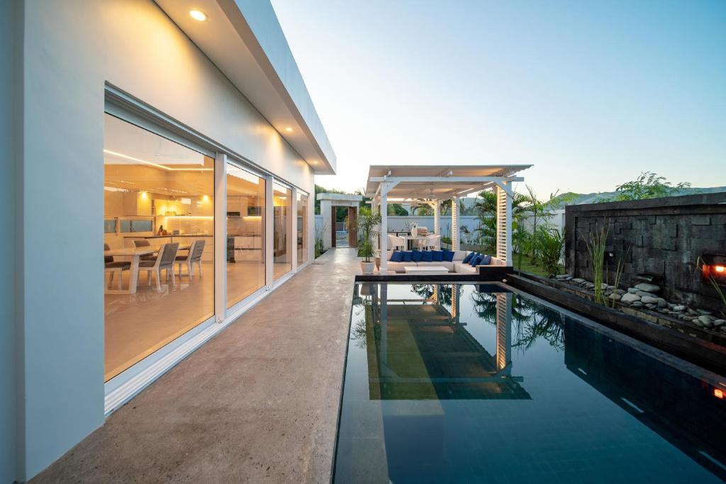 Tropik Resort Lombok - 2