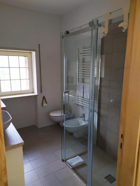 Kúpeľňa v ubytovaní IL VIGNETO SOLE&LUNA con PISCINA PRIVATA