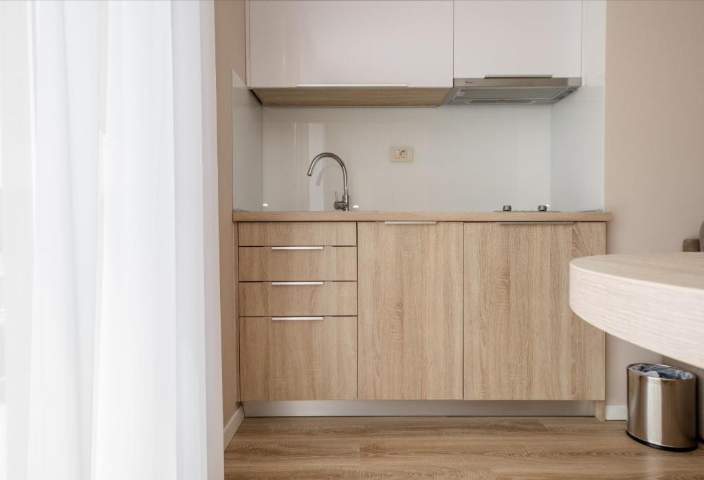 Kuchyň nebo kuchyňský kout v ubytování B&B Vila Sabbia