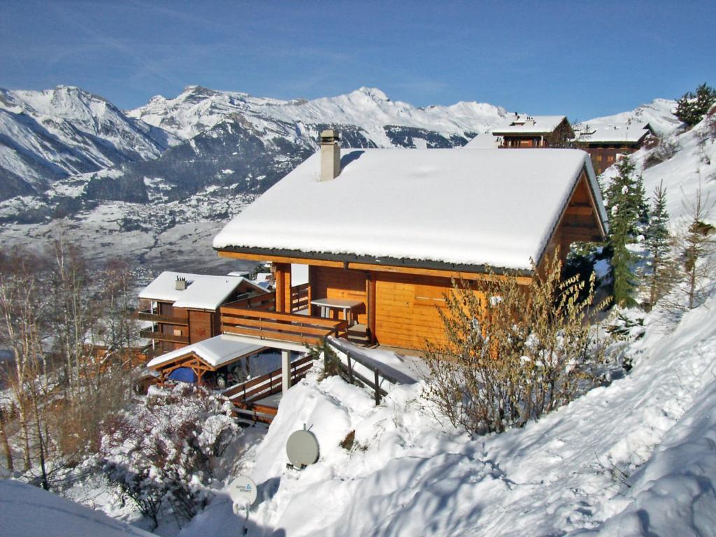 Chalet Gamine by Interhome v zimě