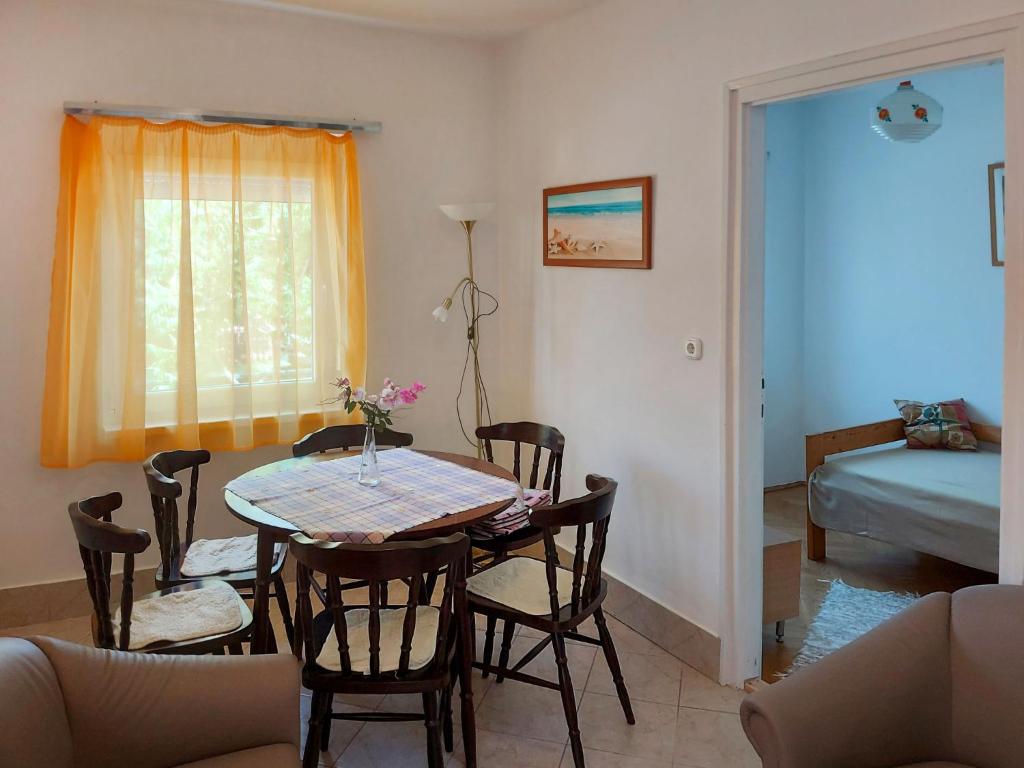 Posedenie v ubytovaní Holiday Home Violett by Interhome
