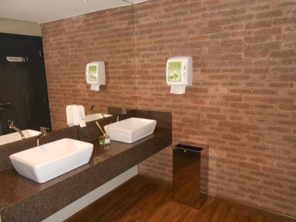  Ideali Hotel