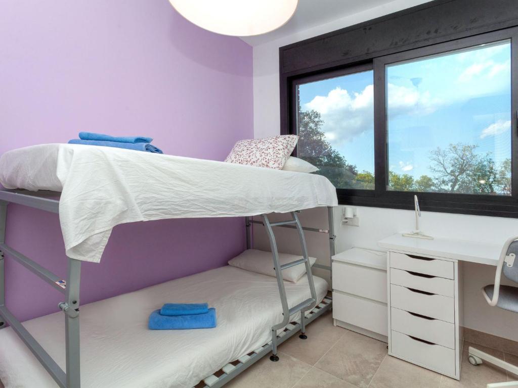 Posteľ alebo postele v izbe v ubytovaní Holiday Home Avets by Interhome