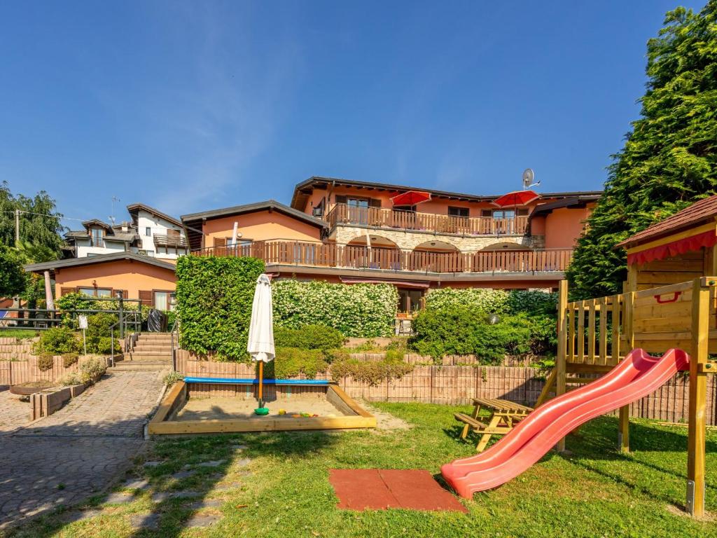 Zahrada ubytování Studio Residenza Agrifoglio-1 by Interhome