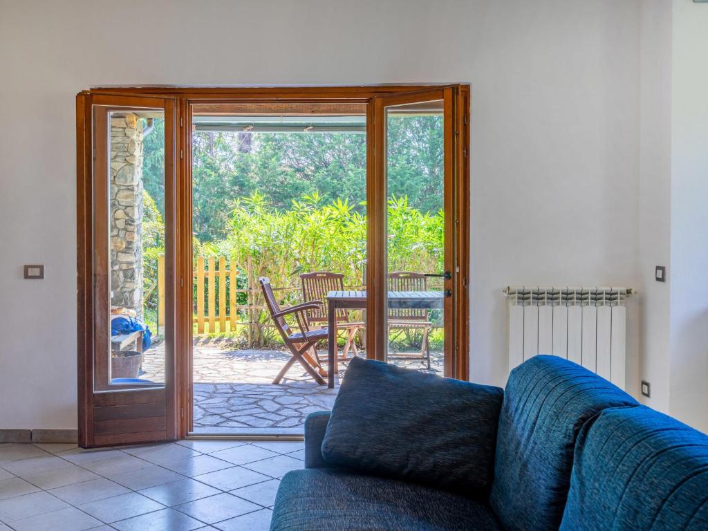 Posedenie v ubytovaní Apartment Residenza Agrifoglio-15 by Interhome