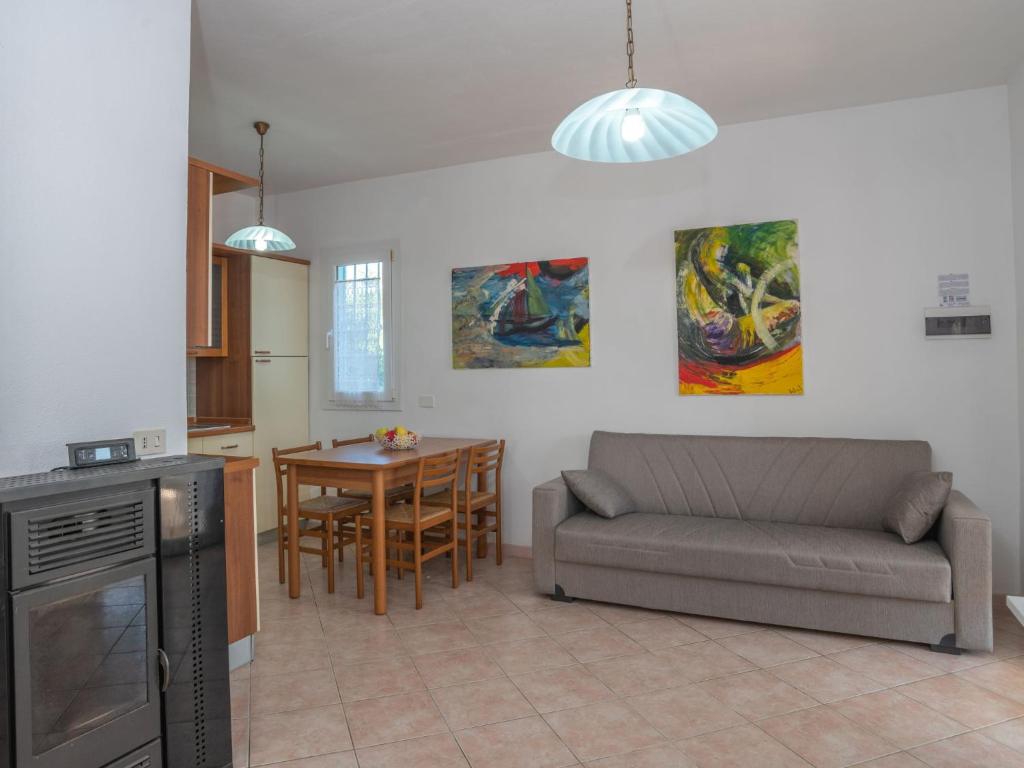 Posedenie v ubytovaní Apartment Mari by Interhome