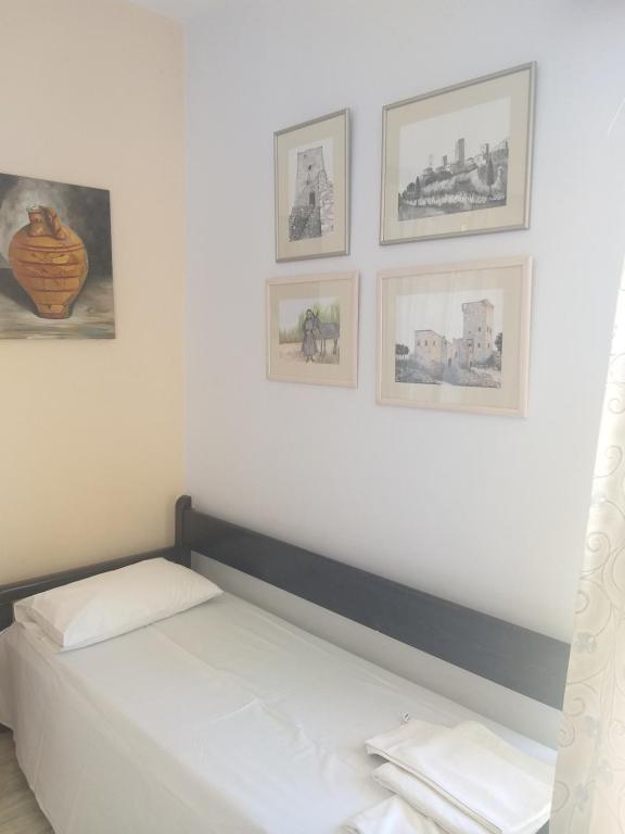 Postel nebo postele na pokoji v ubytování Areti & Maria Apartments