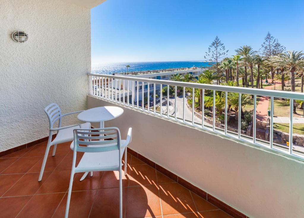 Abora Interclub Atlantic by Lopesan Hotels - Deluxe Double Room - Solo Para Adultos (+18 Años)