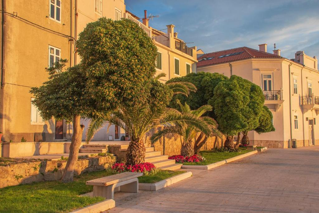 Vonkajšia záhrada v ubytovaní Apartments A&S