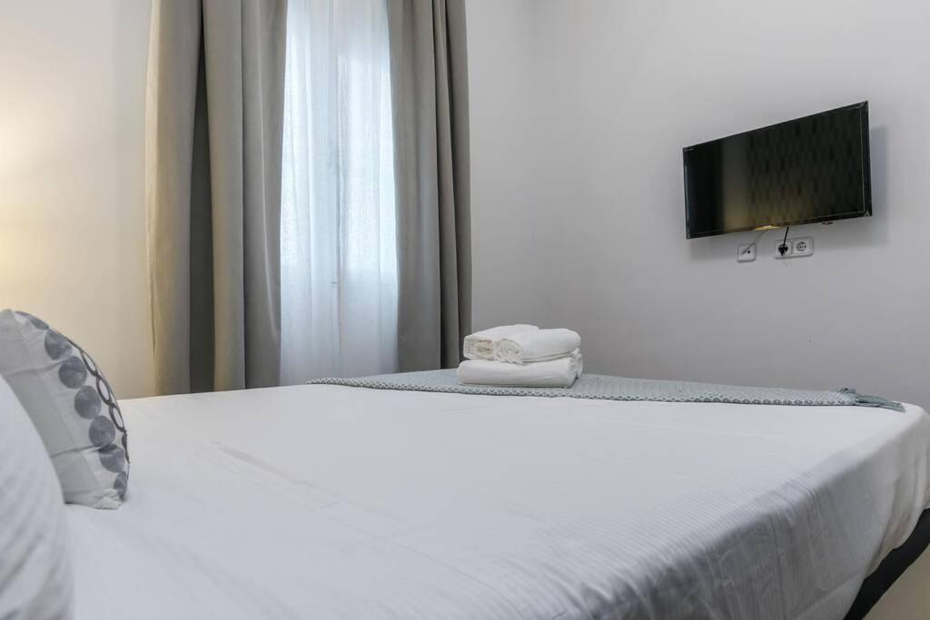 HOMEABOUT PRADO Apartment II, Madrid – Updated 2022 Prices