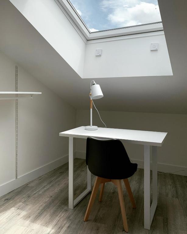 Hostal Comfort Suites - 6