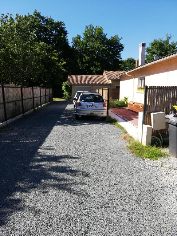 Fotografie z fotogalerie ubytování lilou v destinaci Biganos