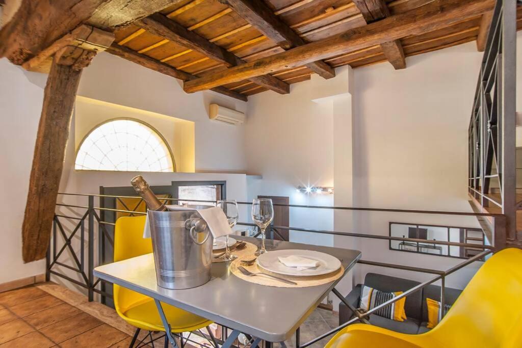 Kuchyňa alebo kuchynka v ubytovaní L’Antico borgo di Trastevere