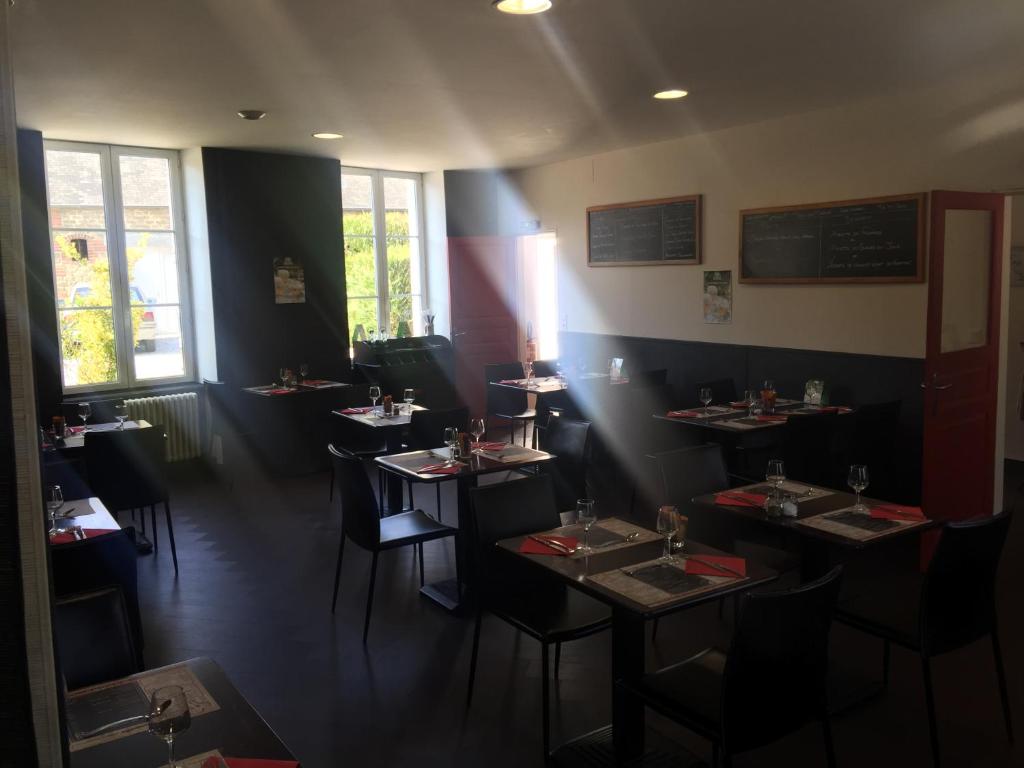 Restaurace v ubytování Au Père Tranquille