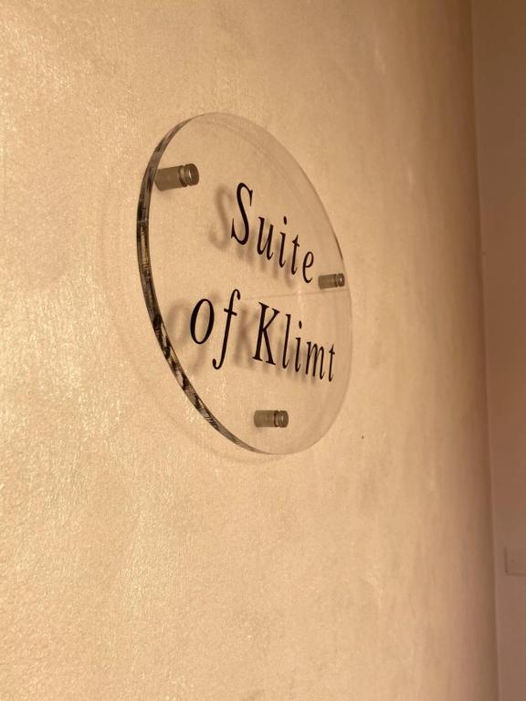 Certifikát, hodnocení, plakát nebo jiný dokument vystavený v ubytování SUITE OF KLIMT