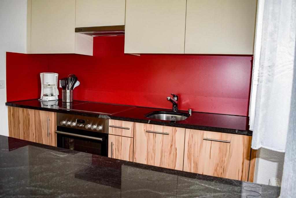 Apartments Alpenfirn Saas-Fee - Two-Bedroom Apartment With Shower - Ground Floor