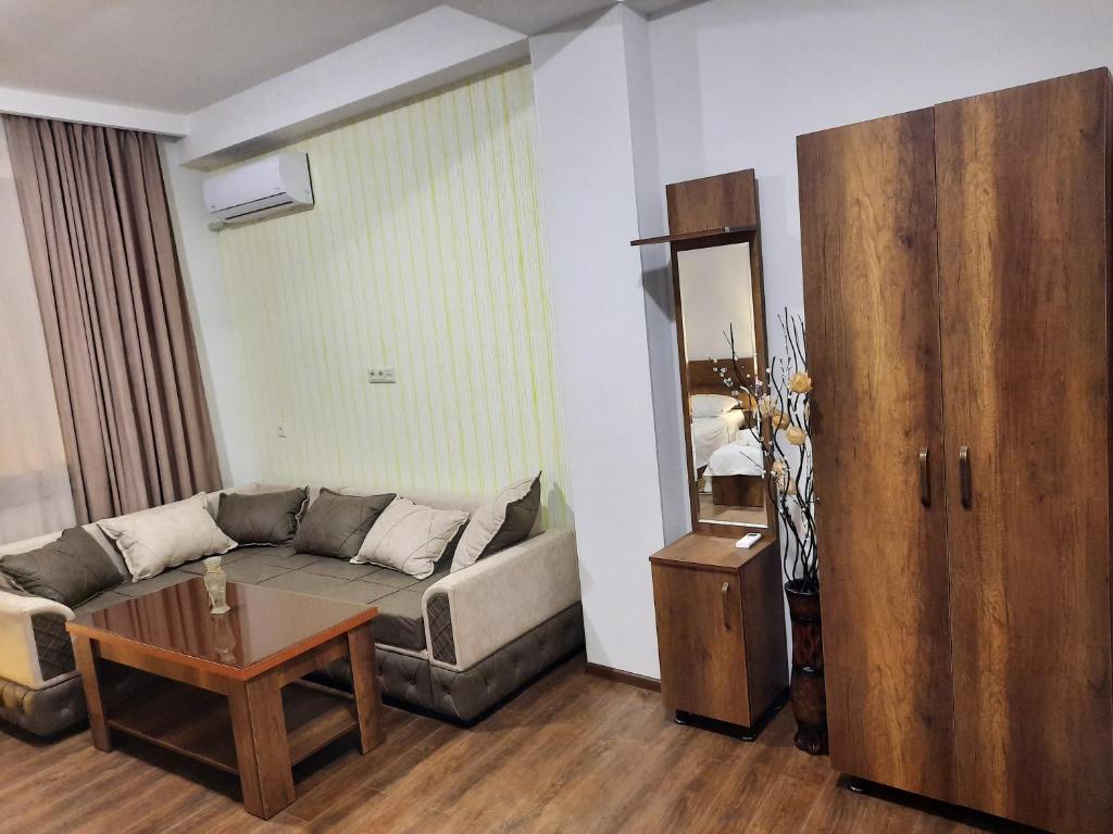 Posezení v ubytování Hotel Goldenera