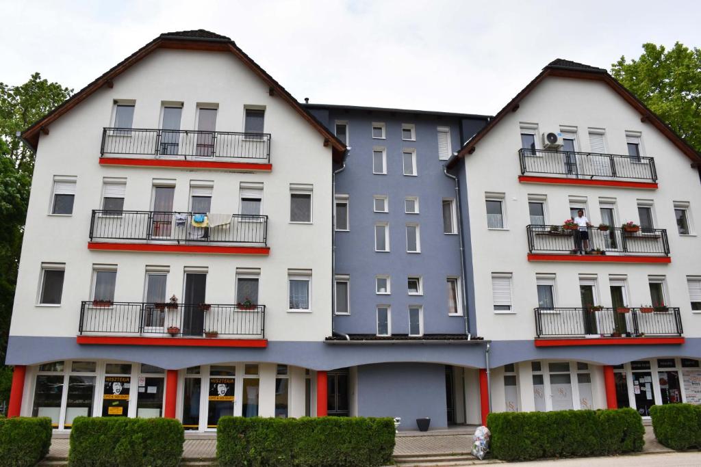 Budova, v ktorej sa apartmán nachádza