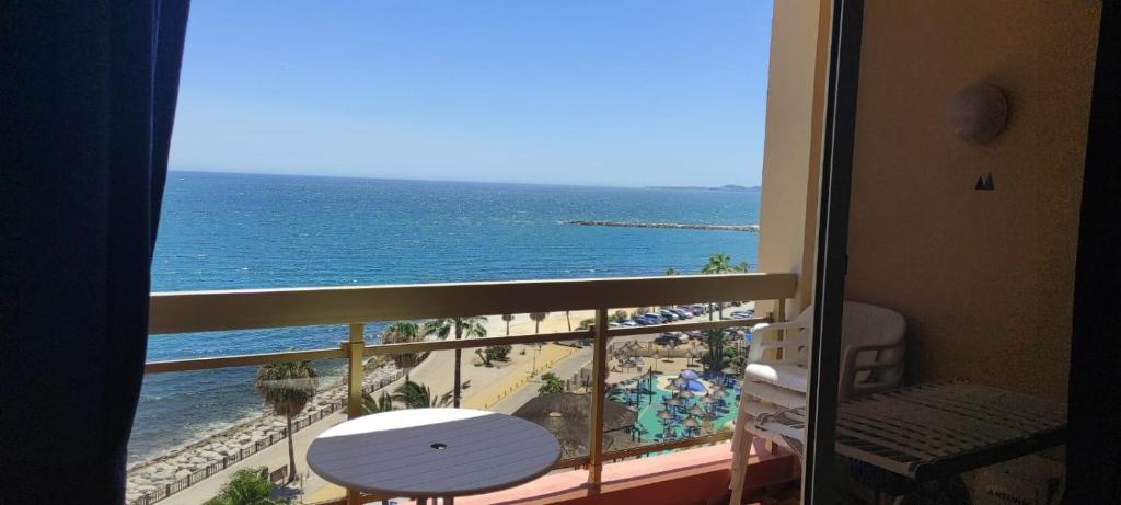 Sunset Beach Club Apartment - Benalmádena, Benalmádena ...