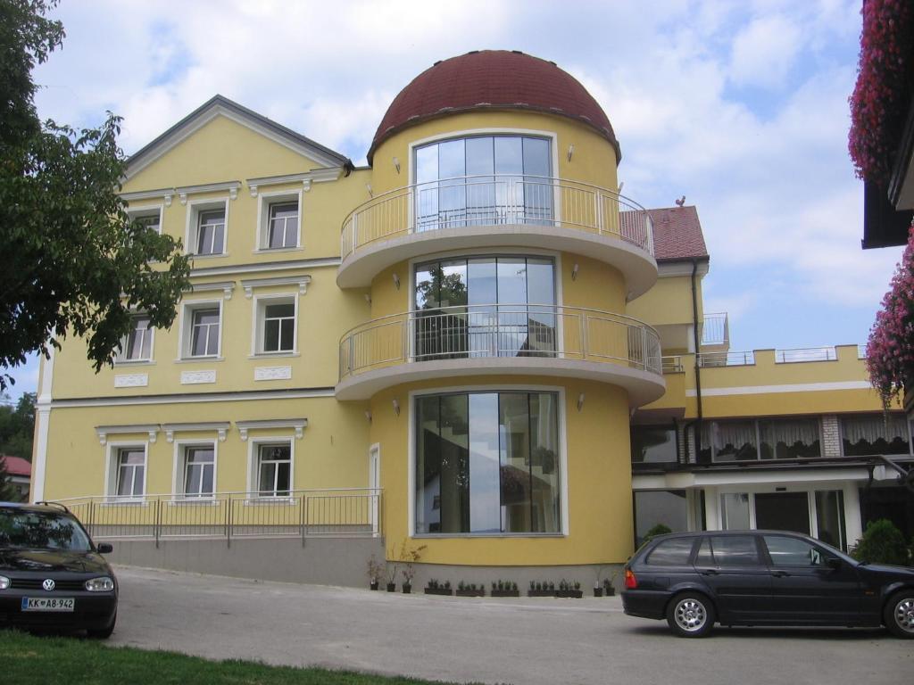 Budova, kde se penzion nachází
