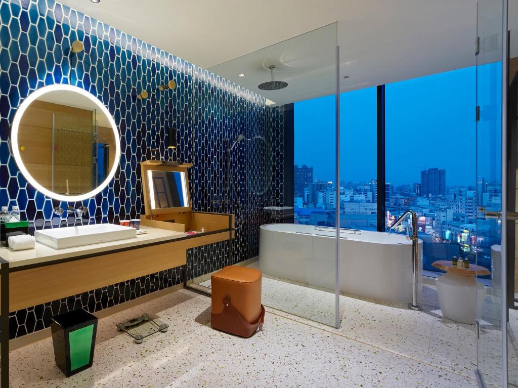 Koupelna v ubytování Hotel Indigo Kaohsiung Central Park by IHG