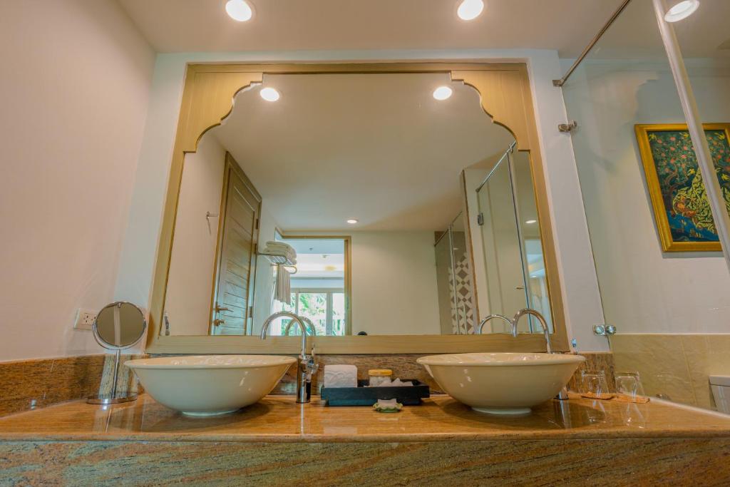 Ravindra Beach Resort & Spa - SHA Extra Plus - Family Suite 2 Bedrooms