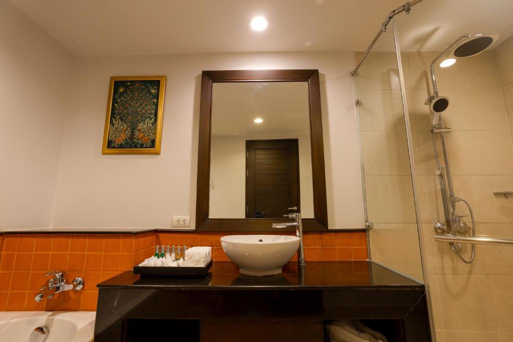 Ravindra Beach Resort & Spa - SHA Extra Plus - Deluxe Family Room (2 Adults + 2 Children)